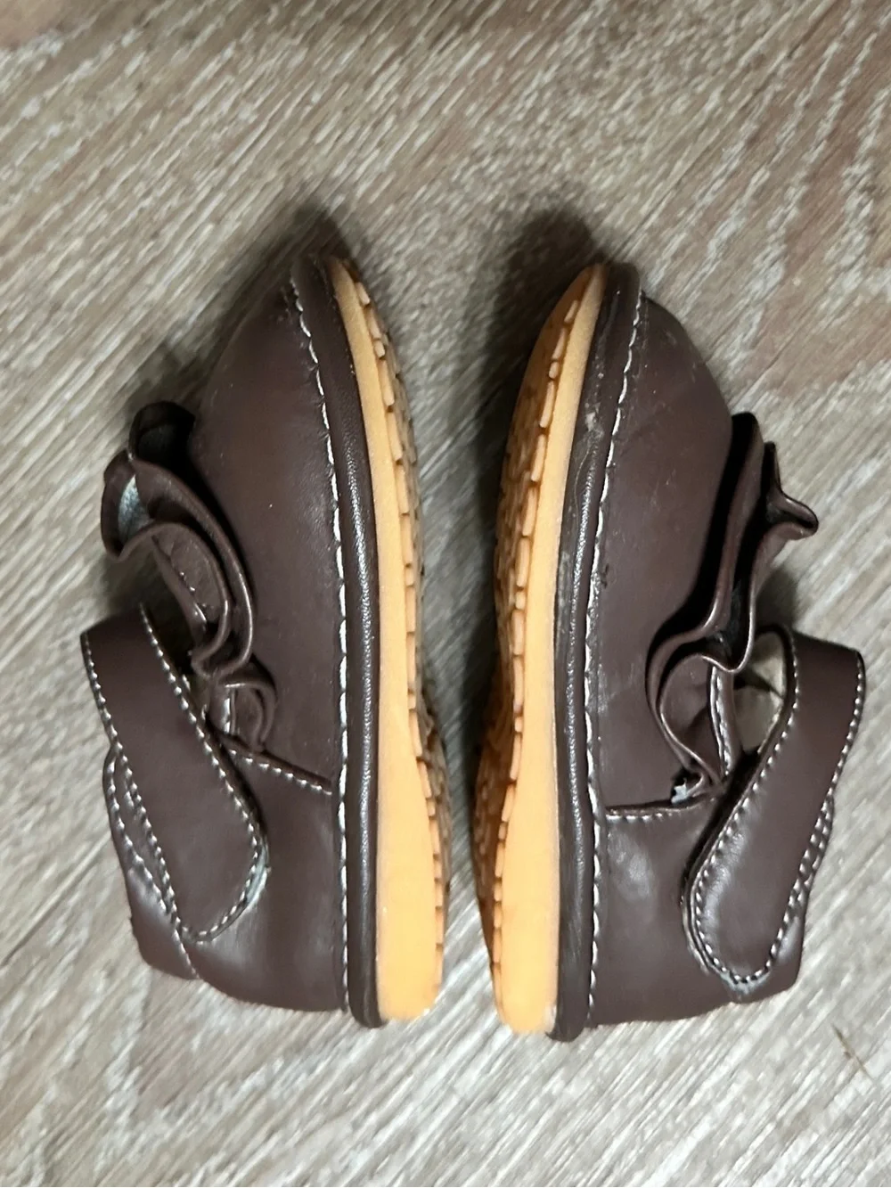Laniecakes toddler baby  Mary Jane shoes ruffled bow Size 3 Alligator